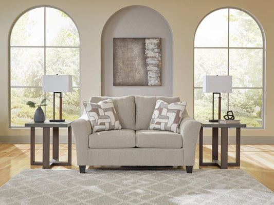 Willarae Loveseat