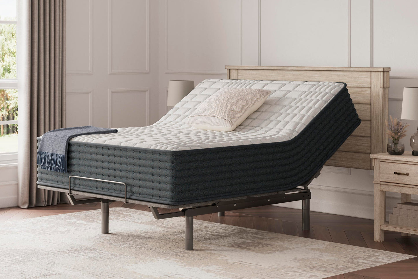Ashley Express - Hybrid 1300  Mattress