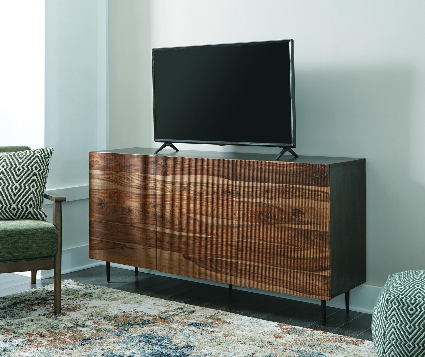 Darrey Accent Cabinet