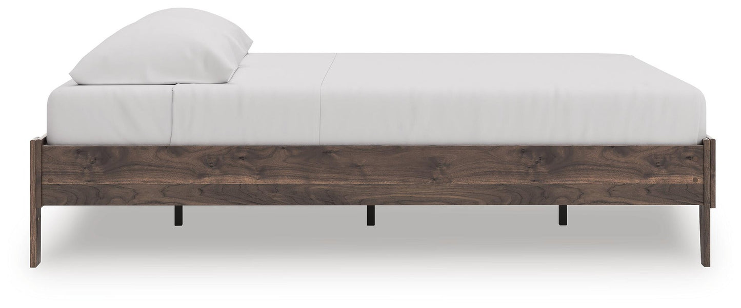 Ashley Express - Calverson King Platform Bed