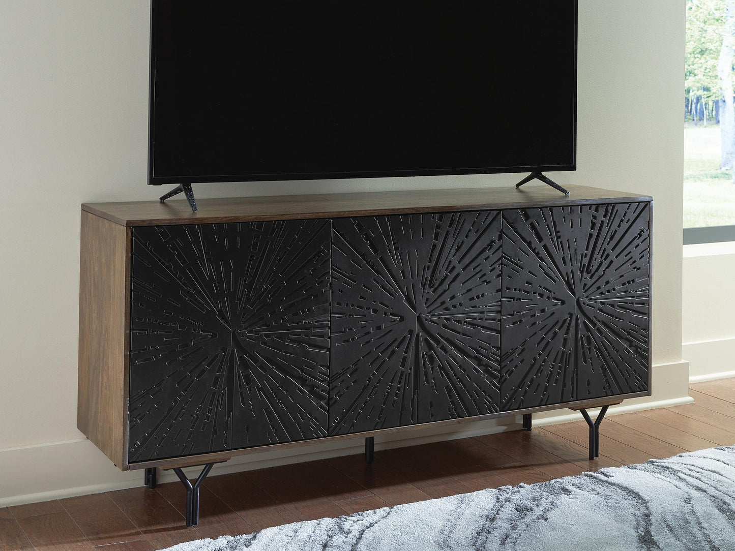 Lavinmont Accent Cabinet