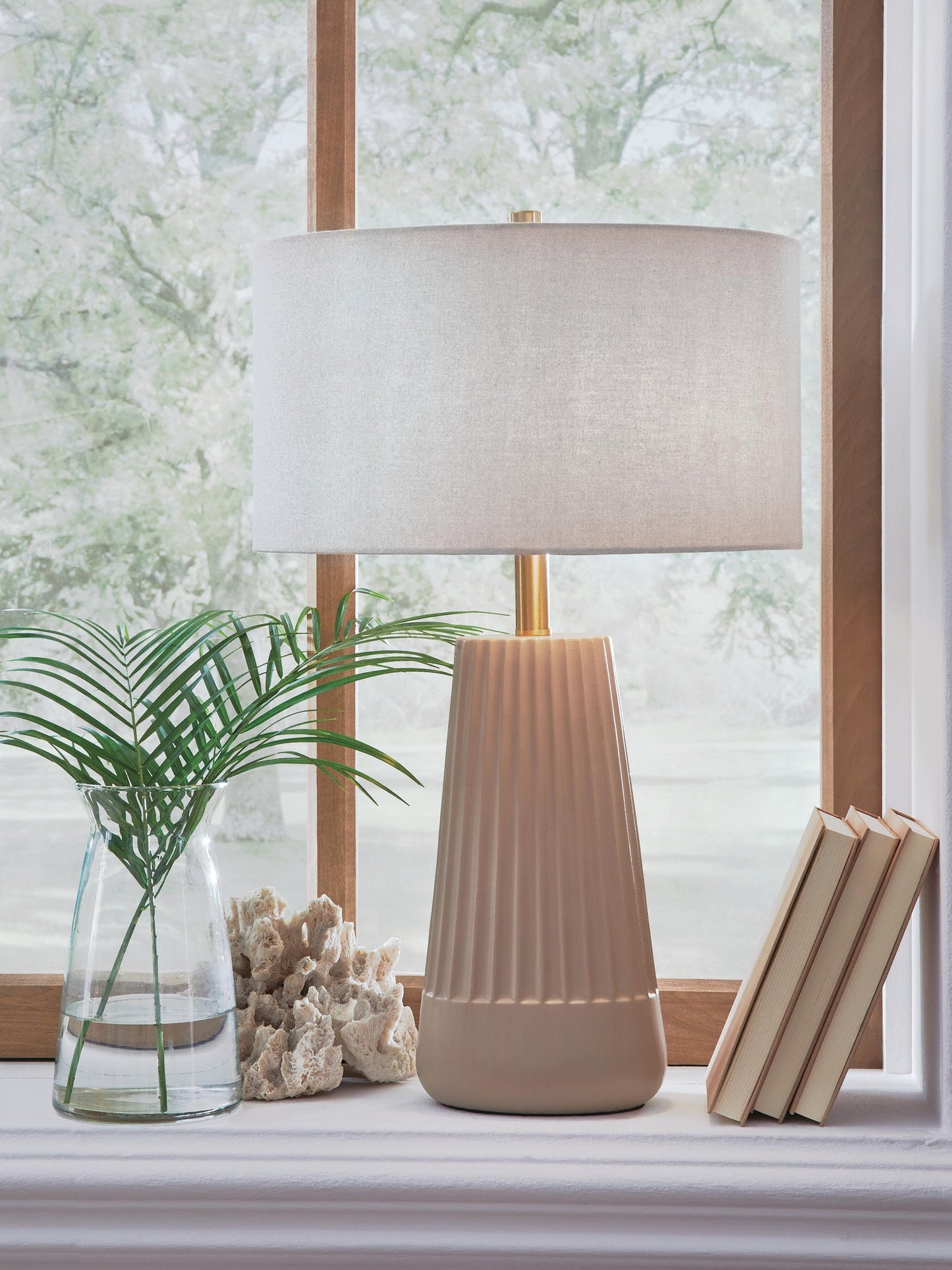 Ashley Express - Dellner Ceramic Table Lamp (1/CN)
